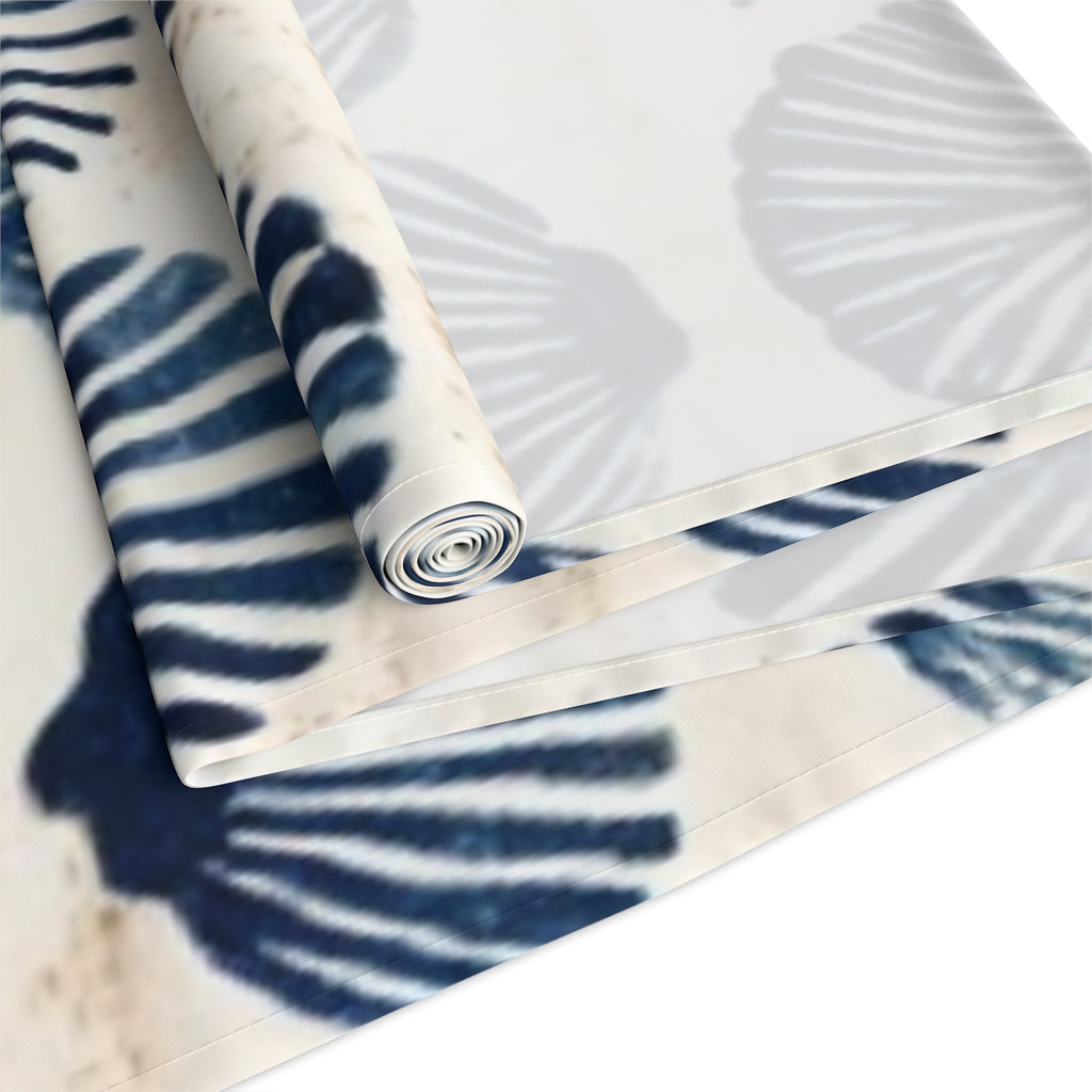 Coastal Navy Shell Table Runner – Blue Seashell Cotton-Poly Dining Decor